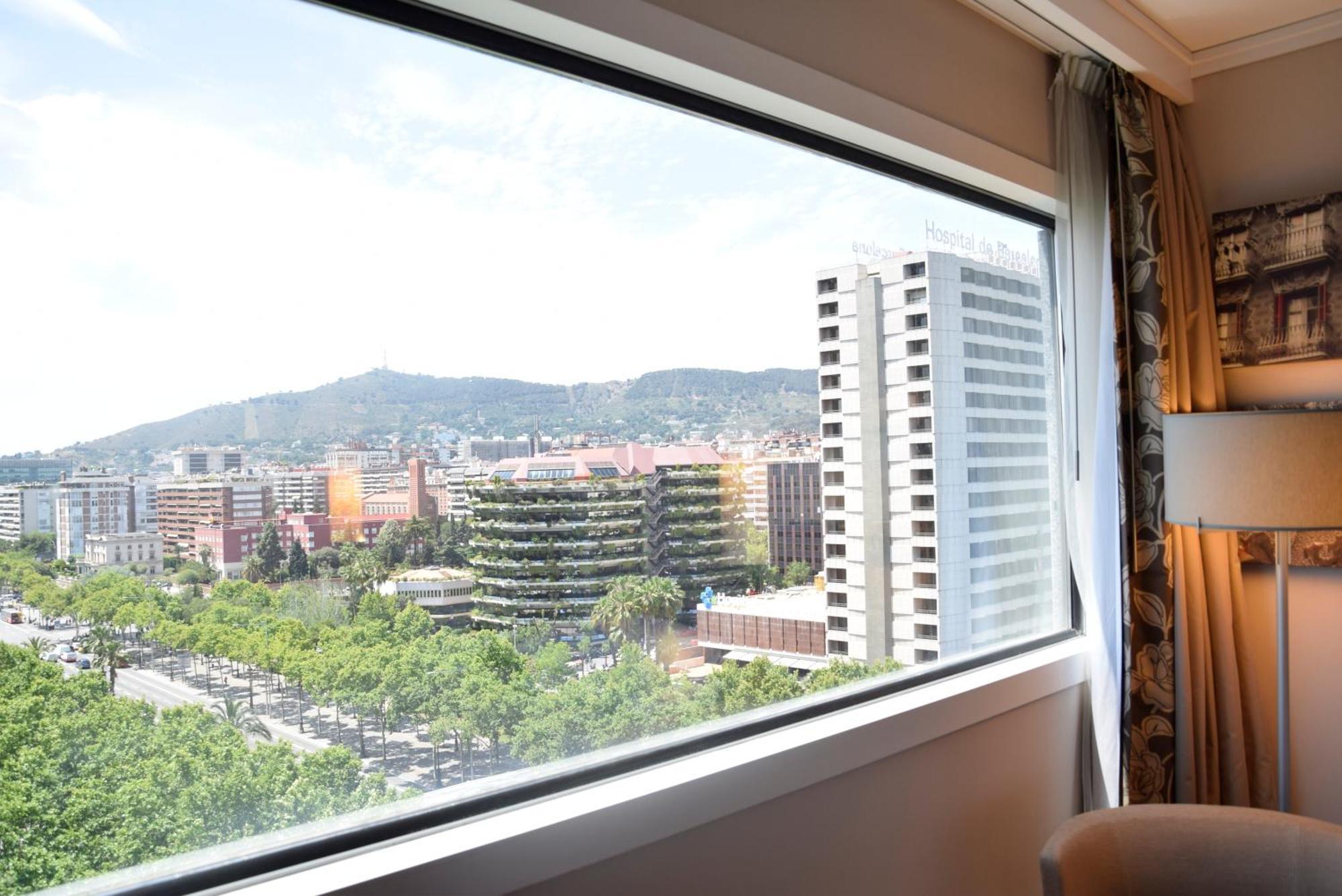 Hotel Hilton Barcellona Esterno foto